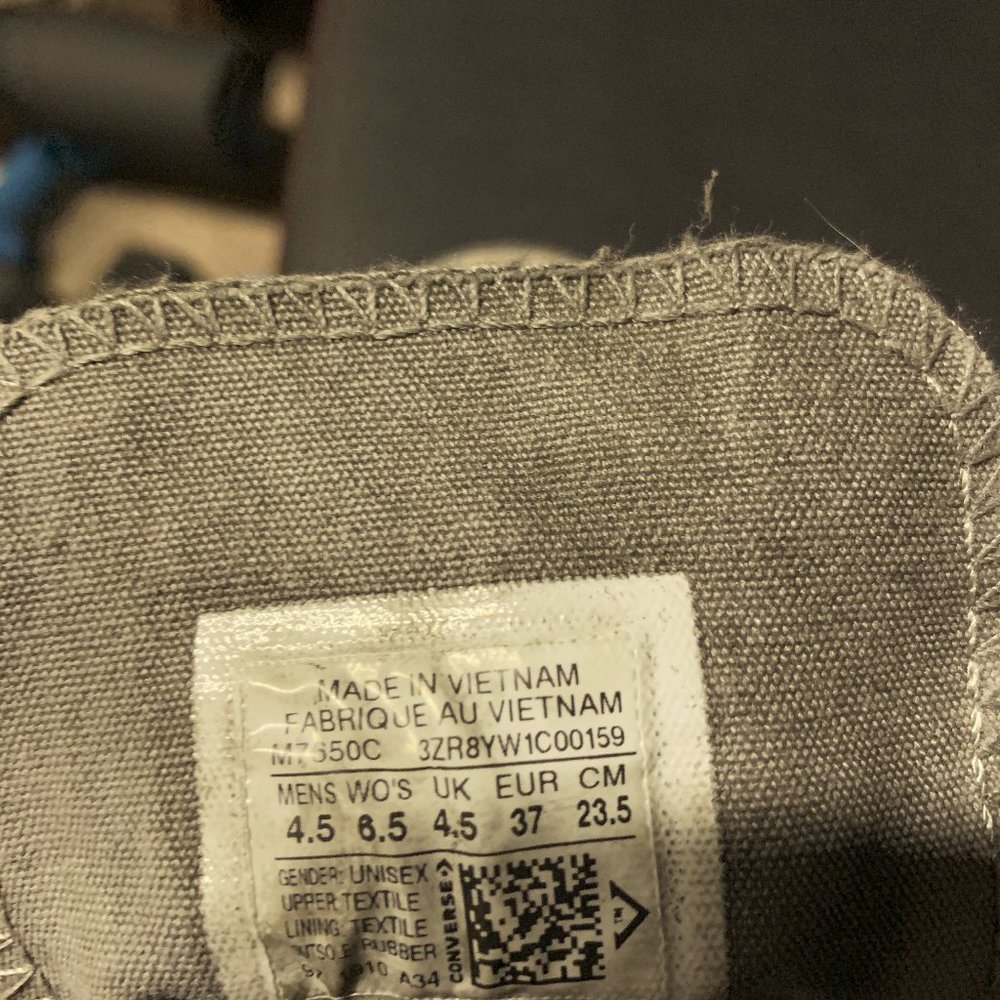 Distressed Converse Chuck Taylor Americana - Picture 5 of 10